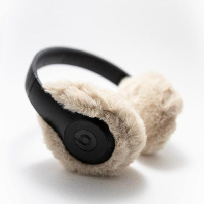 EarSnugz: Earmuff Headphones